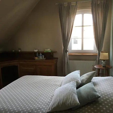 Le Logis Du Scardon ベッド・アンド・ブレックファスト